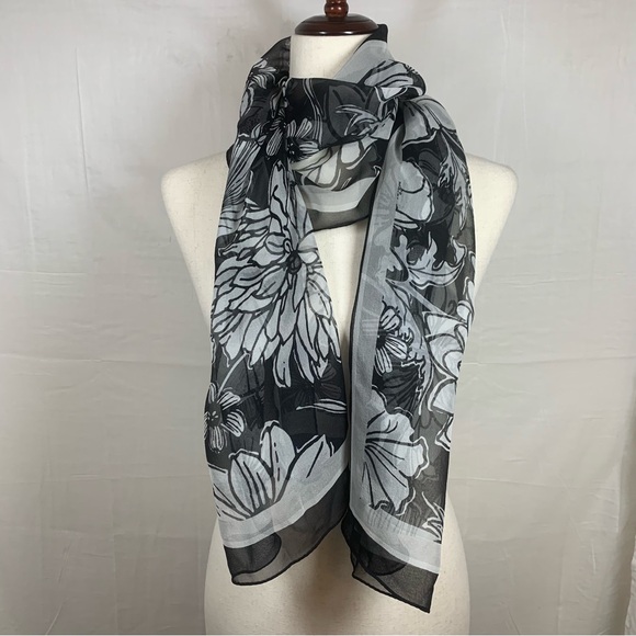 Brighton 100% Silk Chiffon Black & White‎ Bold Floral Rectangular Scarf - Picture 1 of 10